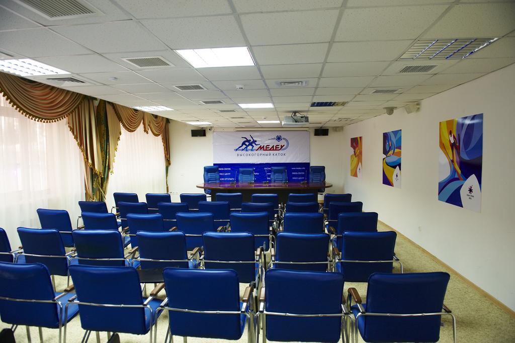 Besqaynar Medeu Hotel Almaty מראה חיצוני תמונה